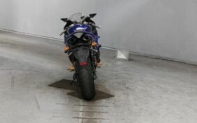 YAMAHA YZF-R1 2004 RN12