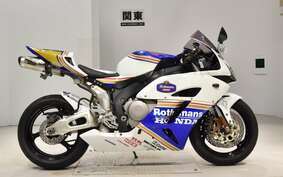 HONDA CBR1000RR 2005 SC57