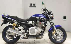 YAMAHA XJR1300 1999 RP01J