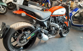 DUCATI  DUCATI  SCRAMBLER  ICON  2020 K102