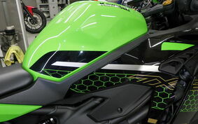 KAWASAKI ZX-25R ZX250E