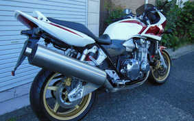 HONDA CB1300SB SUPER BOLDOR 2006 SC54