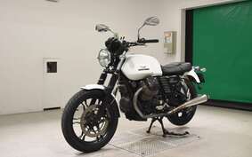 MOTO GUZZI V7 STONE 2013