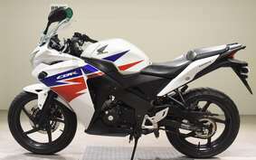 HONDA CBR125R JC50