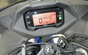 SUZUKI GIXXER 150 SF