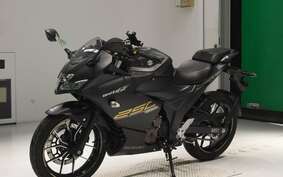 SUZUKI GIXXER 250 SF ED22B