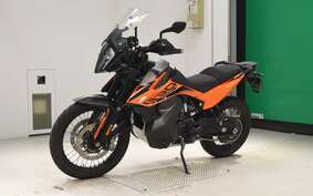 KTM 890 ADVENTURE	 2022 TS640