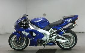 YAMAHA YZF-R1 1998 RN01