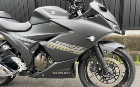 SUZUKI GIXXER 250 ED22Y