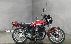 YAMAHA XS250 17E