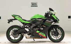 KAWASAKI ZX-25R ZX250E