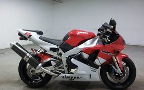 YAMAHA YZF-R1 1999 RN01