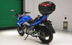 SUZUKI GSR250 GJ55D