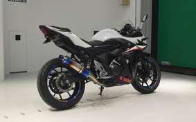 SUZUKI GSX250R DN11A