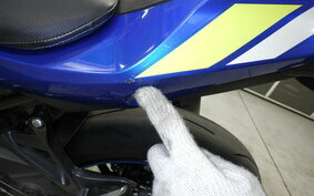 SUZUKI GSX250R DN11A