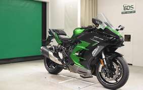 KAWASAKI NINJA H2 SX SE 2022 ZXT02P