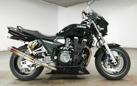 YAMAHA XJR1300 2000 RP03J