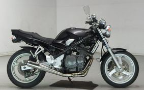 SUZUKI BANDIT 250 GJ74A