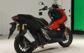 HONDA ADV150