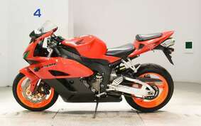 HONDA CBR1000RR 2006 SC57