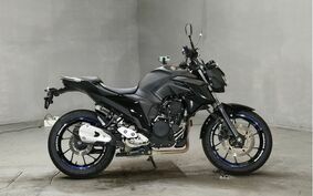 YAMAHA FZ25 RG42