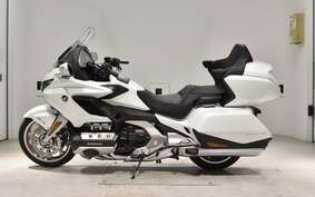 HONDA GL 1800 GOLD WING TOUR DCT 2021 SC79