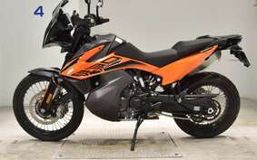 KTM 890 ADVENTURE	 2022 TS640