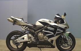 HONDA CBR600RR GEN 2 2005 PC37