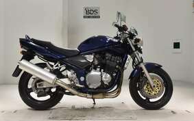 SUZUKI BANDIT 1200 2000 GV77A