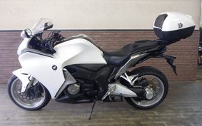 HONDA VFR1200F DCT 2011 SC63