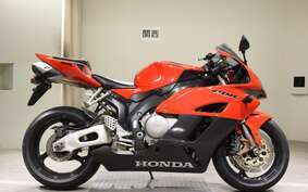 HONDA CBR1000RR 2004 SC57