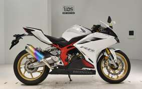 HONDA CBR250RR A MC51