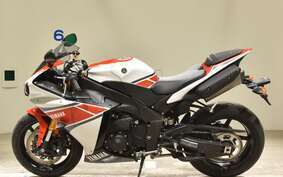 YAMAHA YZF-R1 2014 RN23