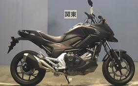 HONDA NC750X RC90