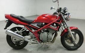 SUZUKI BANDIT 250 GJ77A