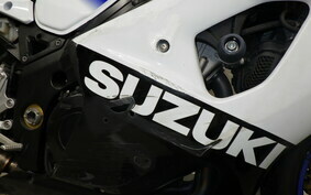 SUZUKI GSX-R1000 2004 BZ111