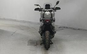 HONDA X-ADV 750 2023 RH10