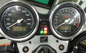 HONDA CB400SF VTEC A 2009 NC42