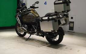 BMW R1250GS ADVENTURE 2020 0J51