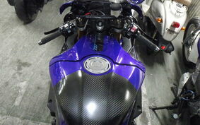 YAMAHA YZF-R1 2019