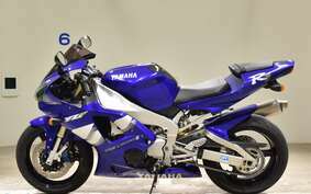 YAMAHA YZF-R1 2000 RN04