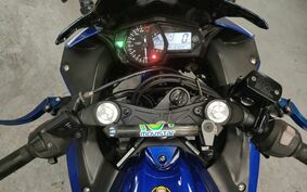 YAMAHA YZF-R25 RG10J