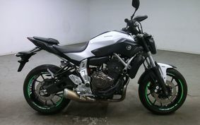 YAMAHA MT-07 2015 RM07J