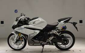 HONDA CBR250RR A MC51