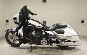 HARLEY FLHXSE 1800CVO 2016