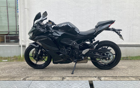 KAWASAKI NINJA ZX 25 ZX250E