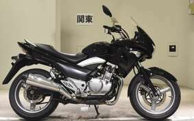 SUZUKI GSR250S GJ55D