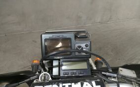 SUZUKI DJEBEL 250 GPS SJ45A