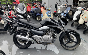 SUZUKI GSR250 GJ55D