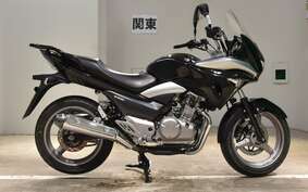 SUZUKI GSR250S GJ55D